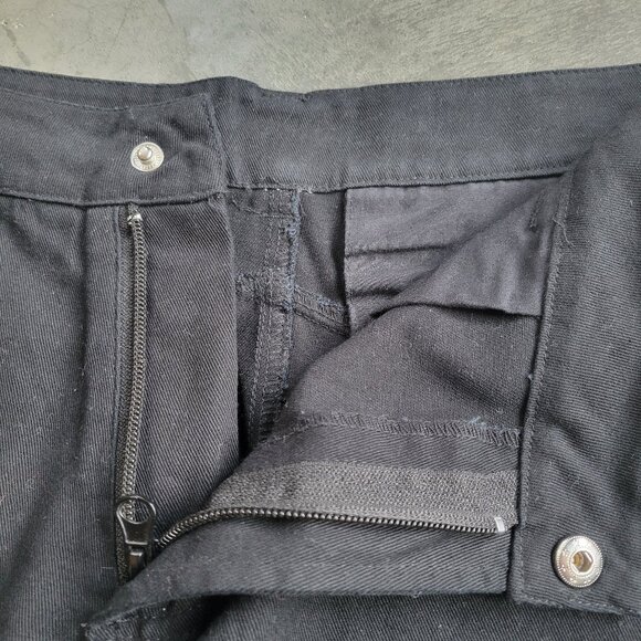 Men's RaceFace Shorts, Size 31 - Picture 4 of 4